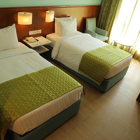 Fairfield By Marriott Indore Exterior photo