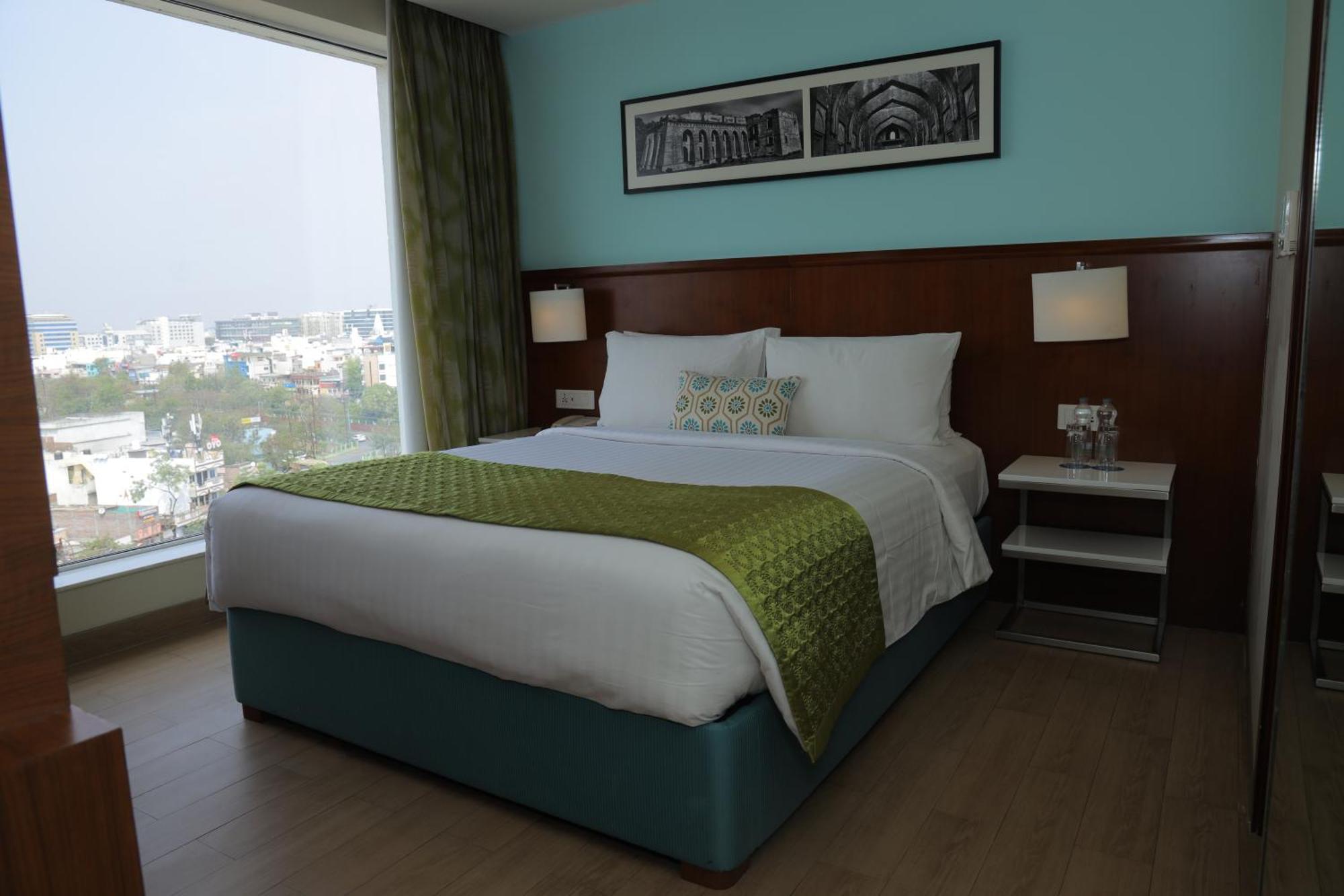 Fairfield By Marriott Indore Exterior photo